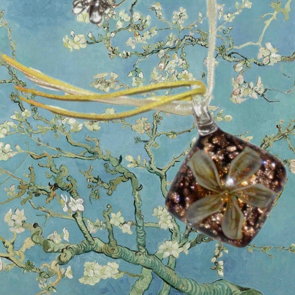 Glitter Glass Pendant Yellow Flower - Picture 7 of 9